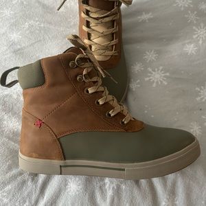 Women’s Deck Boots